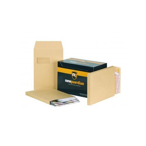 New+Guardian+Heavyweight+Envelope+C4+Window+Gusset+Pack+100